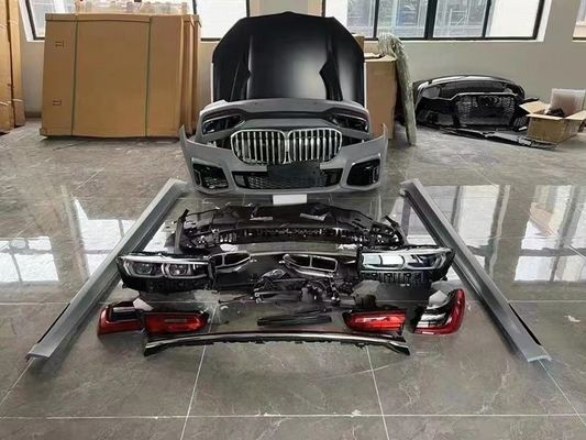 Revamped BMW 7 Series F02 G12 Body Kit With Through Taillight Standard Year 2007-2012